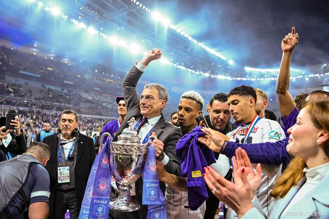 那不勒斯客场逆转战胜劲旅，取得宝贵分的简单介绍