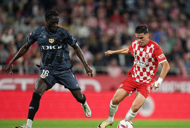 九游体育官网-包含赫罗纳惨遭失利，队员备战痛失信心的词条