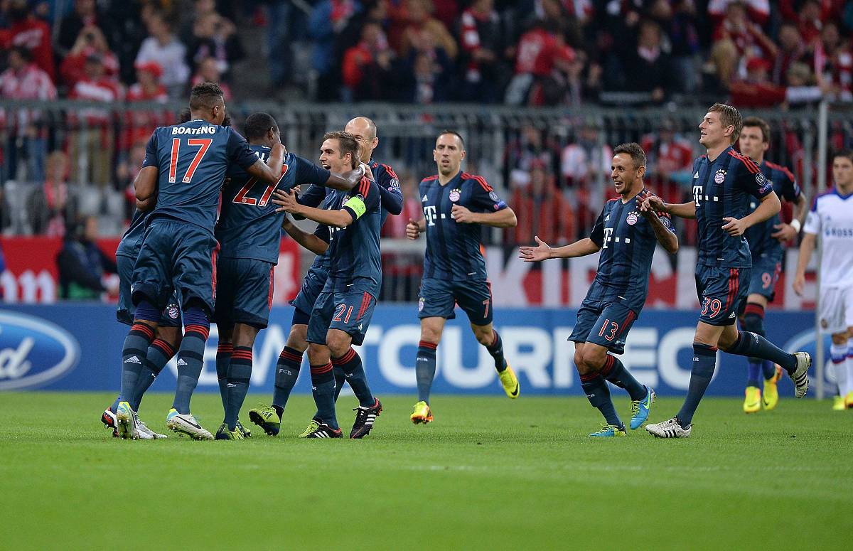 九游体育亚洲官网-足球赛场精彩连连！双方实力旗鼓相当