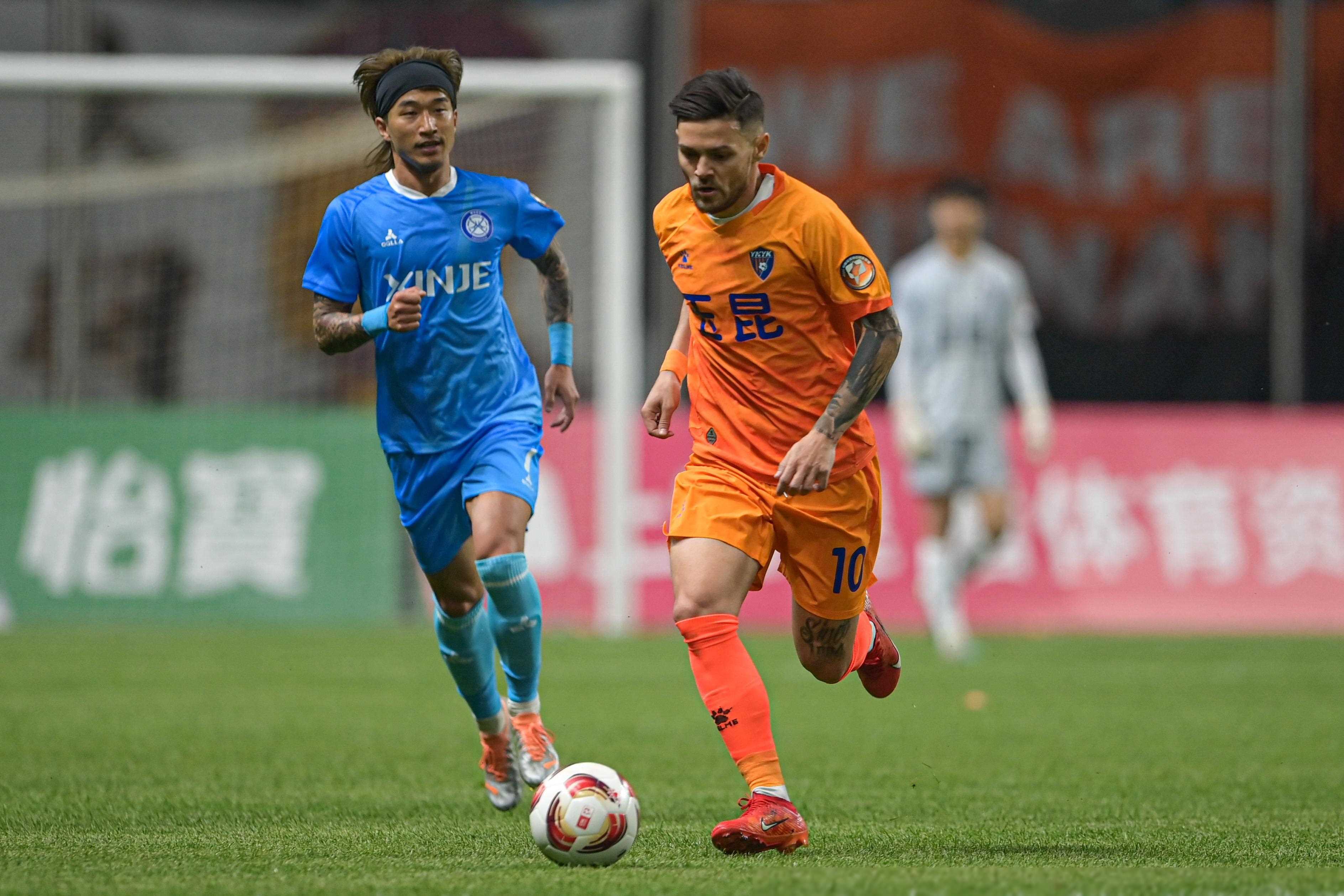 九游体育在线登录-沙托鲁主场连胜，斩获关键三分