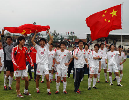 南非男子篮球队赢得胜利，晋级下一轮的简单介绍