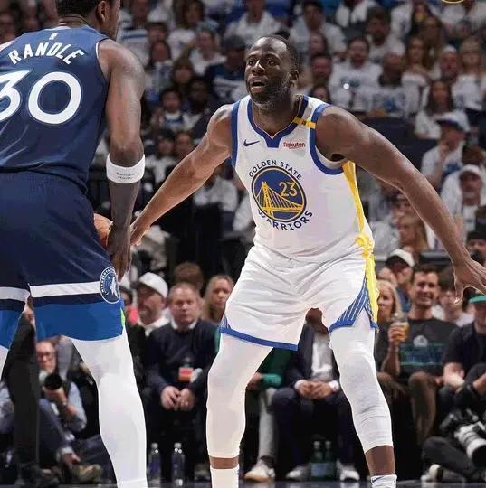 河南男篮大胜一场,给球迷惊喜连连 河南男篮大胜一场,给球迷惊喜连连