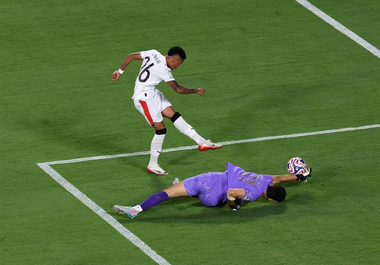 九游体育亚洲官网-亚洲足球比赛上演多场惊心动魄的比拼