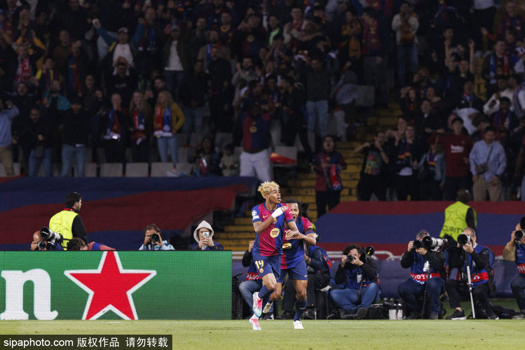 九游体育在线-巴萨门神表现抢眼，助球队连胜