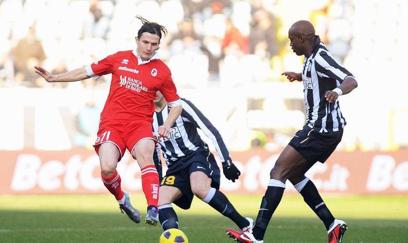 意甲擂台争霸，球员们决心全力以赴争取胜利的简单介绍