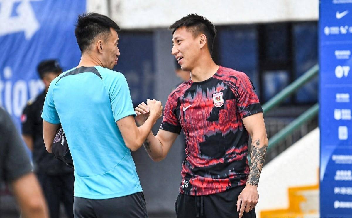 主教练连挑战连败,球队变数重重的简单介绍 主教练连挑战连败,球队变数重重的简单介绍