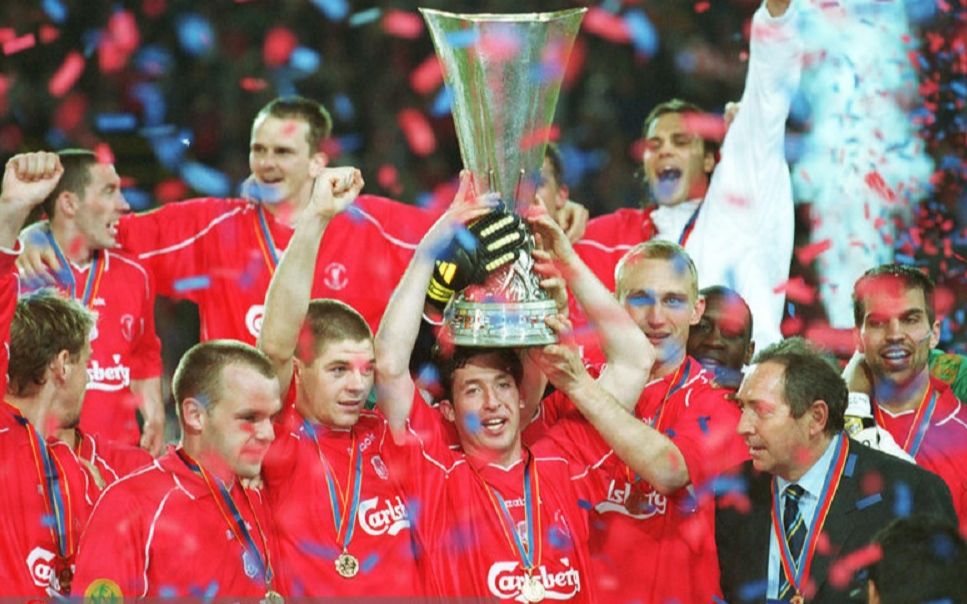 利物浦队备战欧洲联盟杯赛，备受瞩目