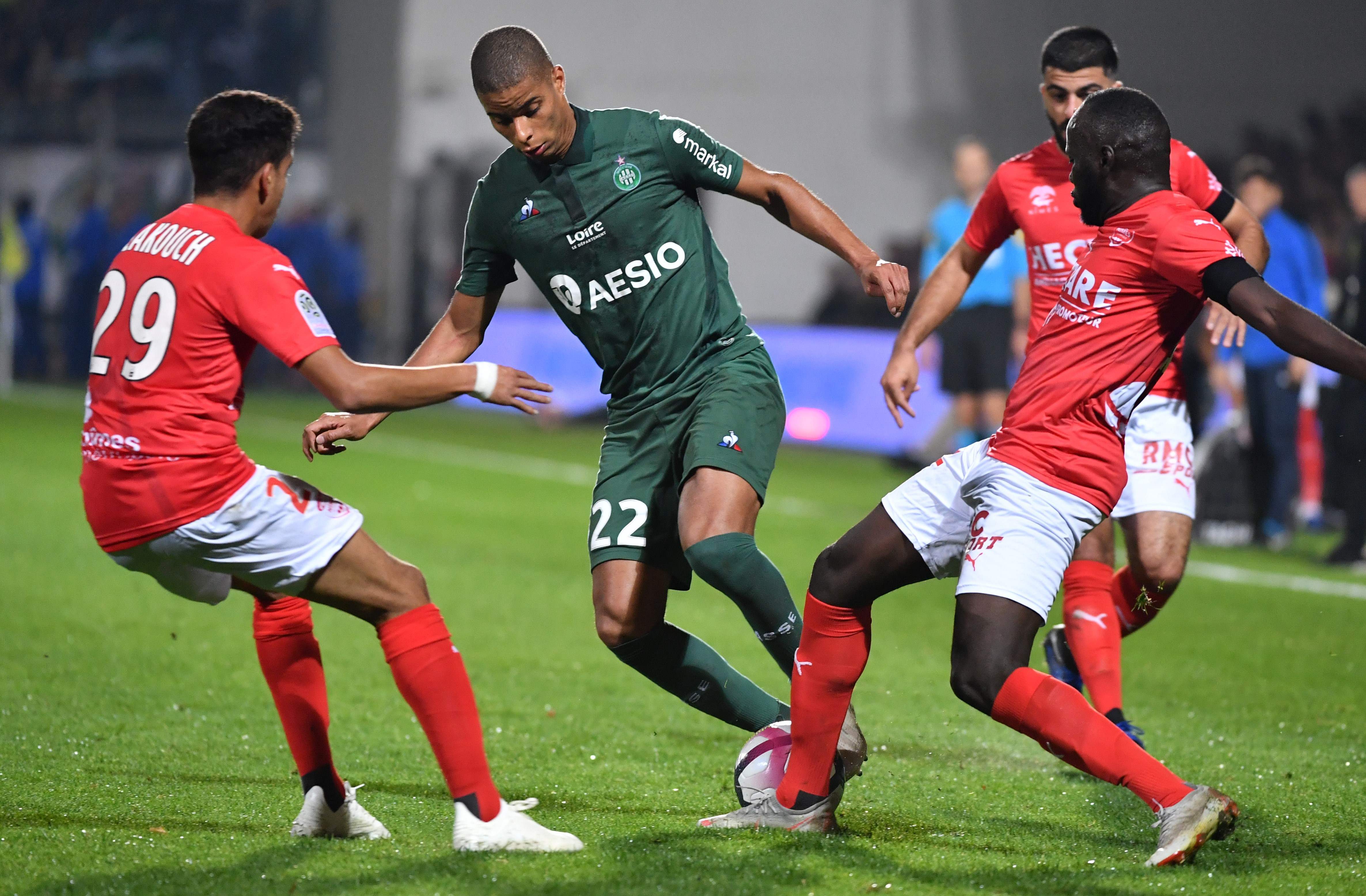 圣埃蒂安主场险胜图卢兹，竞争激烈