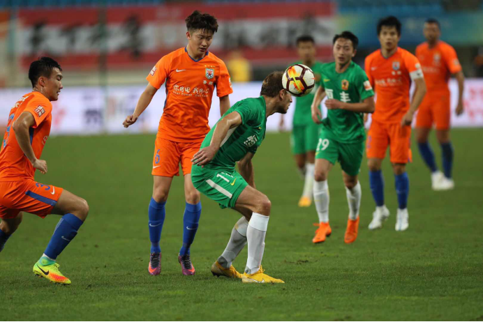 阿尔梅里亚主场力克对手,实现胜利 阿尔梅里亚主场力克对手,实现胜利