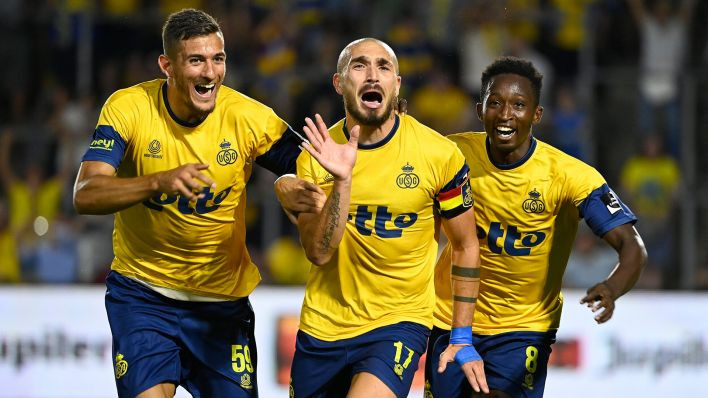 关于阿贾克斯全取三分，前景一片光明晋级的信息