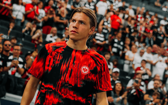 法兰克福连胜收官,球队展现强大实力的简单介绍 法兰克福连胜收官,球队展现强大实力的简单介绍