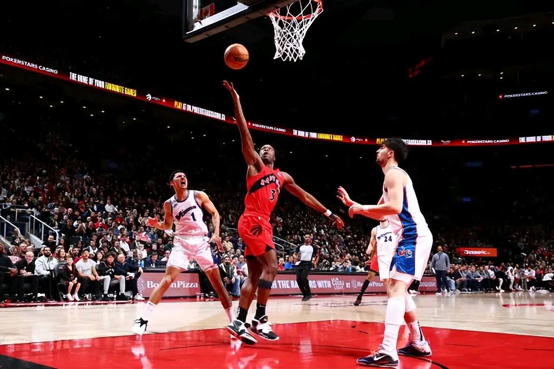 猛龙逆转活塞，范弗里特独得22分