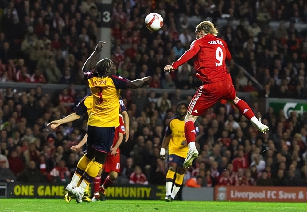 精妙绝伦!球员们在比赛中展现出高超的技术水平的简单介绍 精妙绝伦!球员们在比赛中展现出高超的技术水平的简单介绍