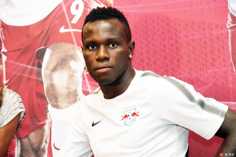 莱比锡红牛新援表现出色,成为球队未来的核心 莱比锡红牛新援表现出色,成为球队未来的核心
